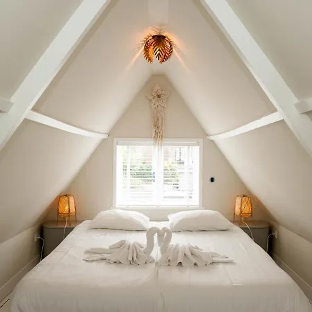 Stek Aan Zee Апартаменты *